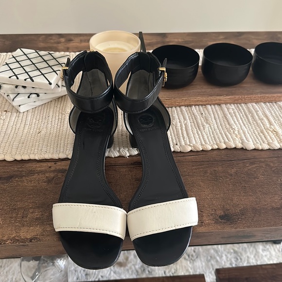 Tory Burch wedges - Picture 1 of 7